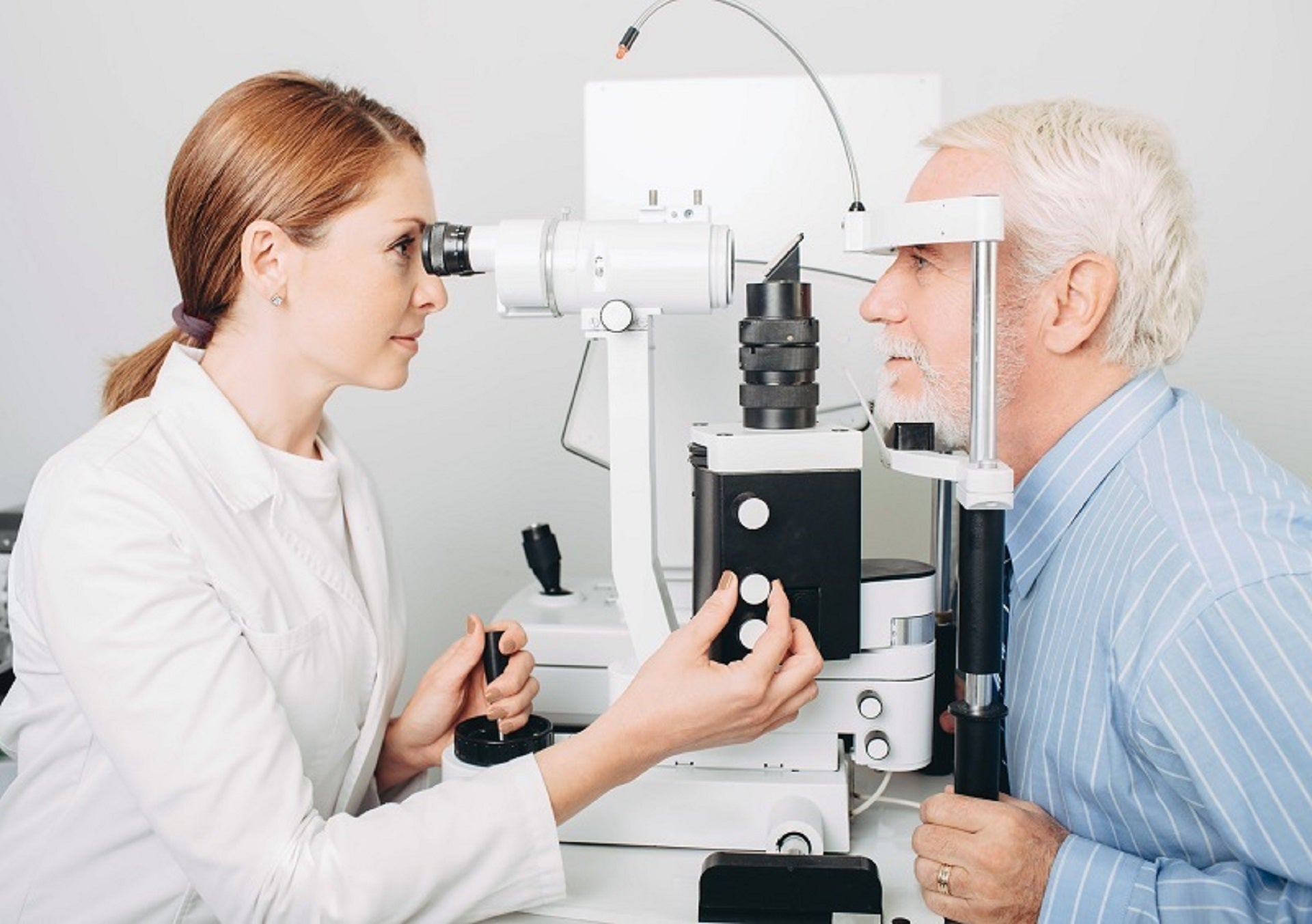 man getting tested for glaucoma