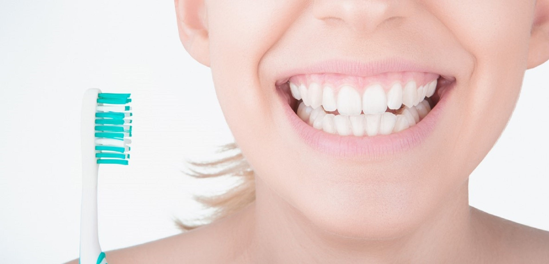 woman smiling with white teeth