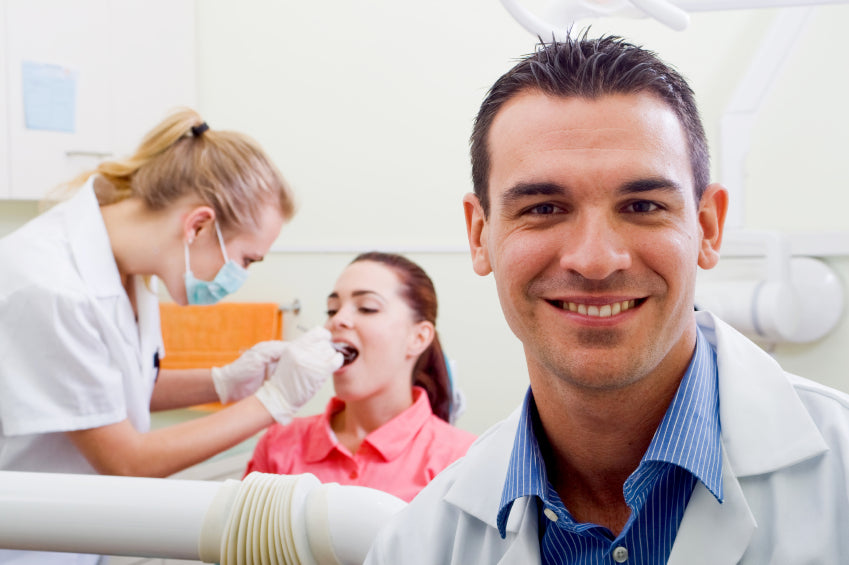 woman getting dental care after finding a dentist in a new city