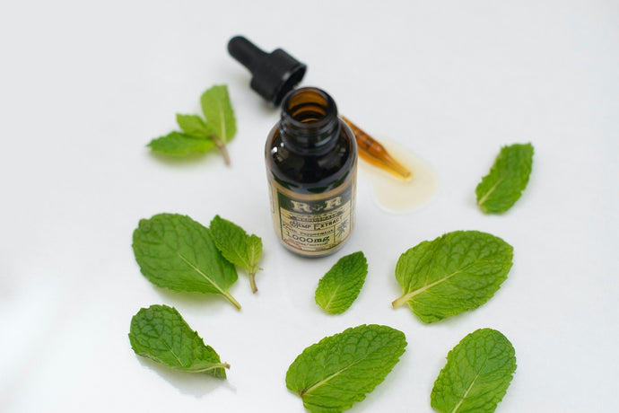 Essential Oils That Are Good For Your Teeth