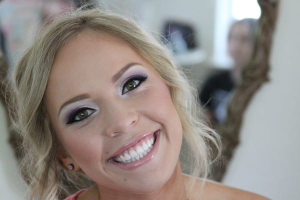 Teeth Whitening Dangers – What To Know